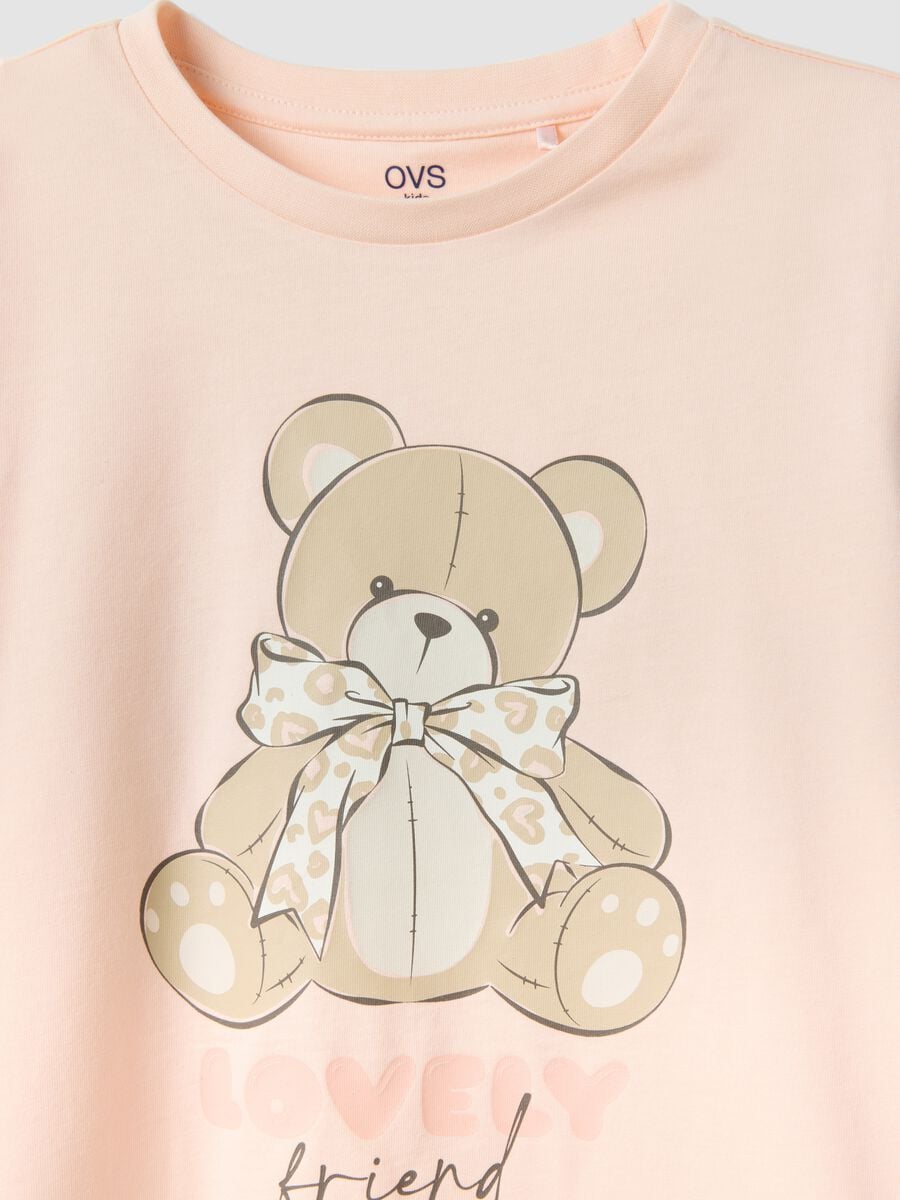 Pink organic cotton pyjamas with print and patterned trousers_2
