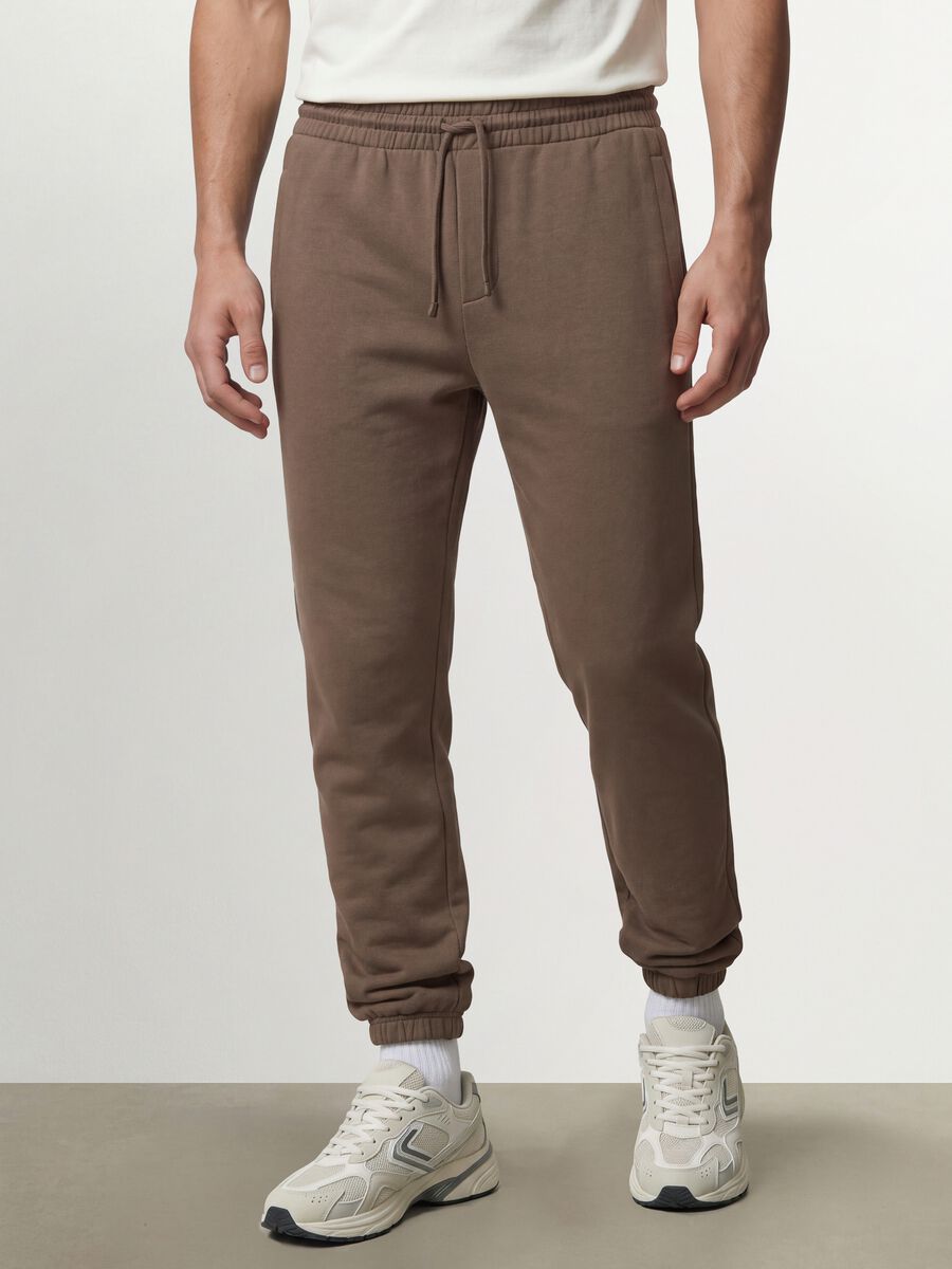 Brown cotton-blend jogger trousers, regular fit_1
