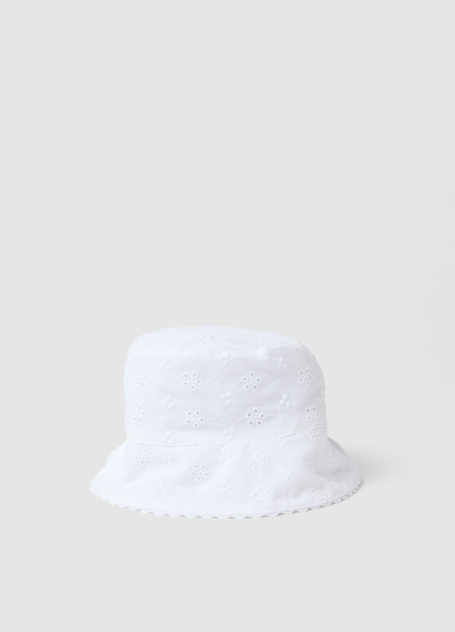 White cotton bucket hat for girls with floral embroidery