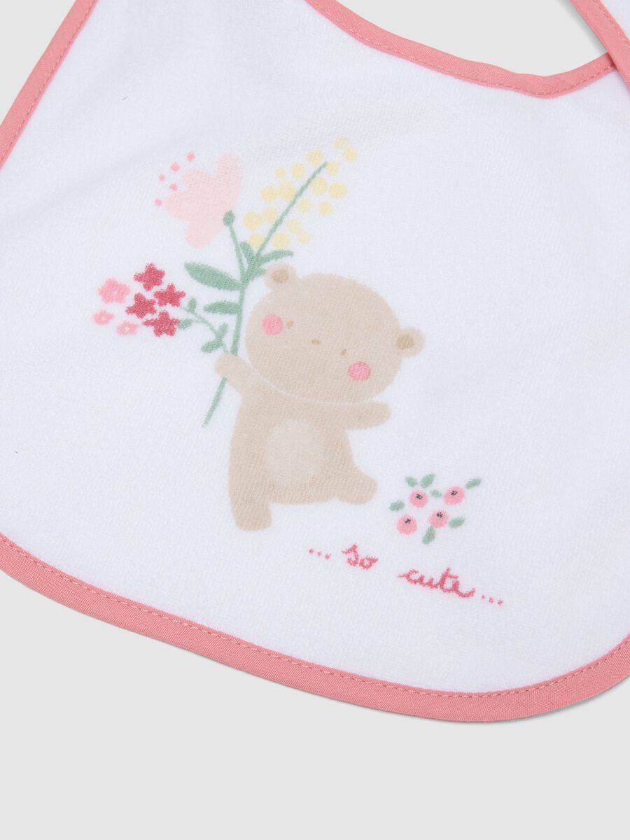 Mehrfarbiges L&auml;tzchen-Doppelpack aus Baumwollmischung mit Verzierung f&uuml;r Neugeborene_2