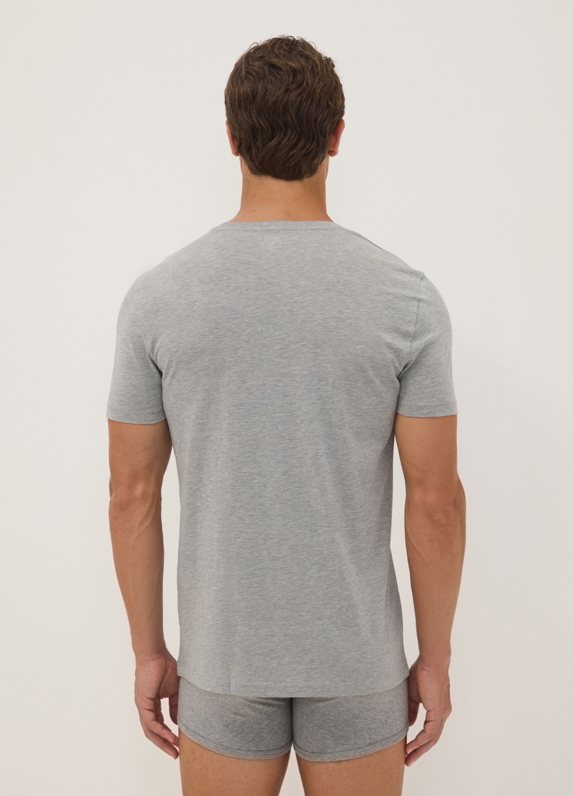 Grey crew-neck T-shirt in pure Supima cotton, regular fit