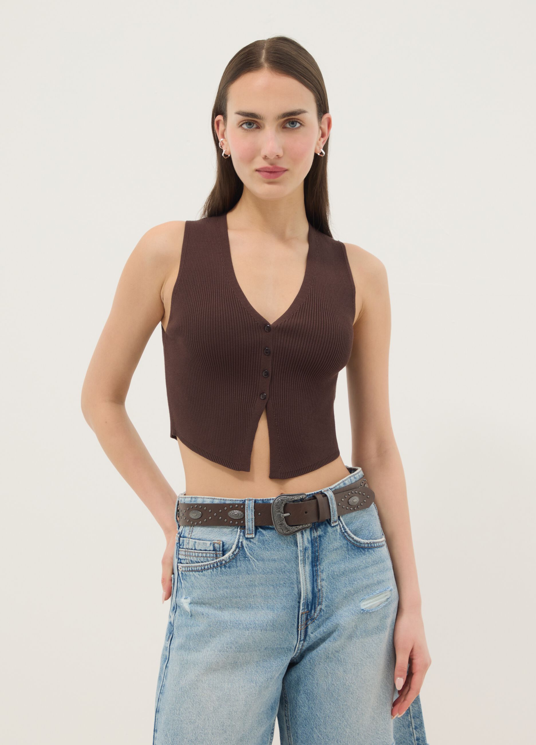 Smeđi prsluk od mje&scaron;avine viskoze običnog kroja i dubokog V izreza