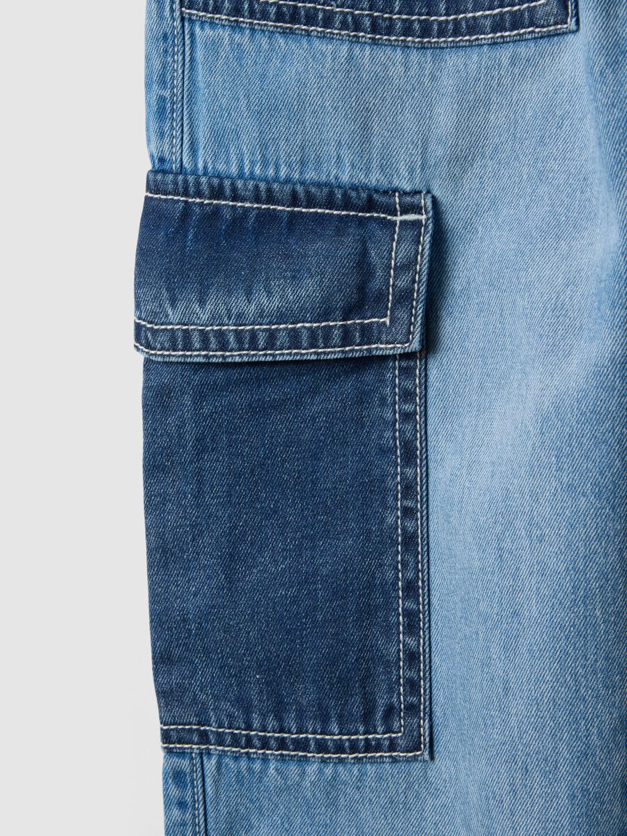 Multicoloured pure cotton denim cargo joggers for children with relaxed fit_3