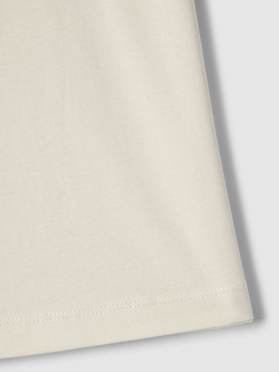 Beige regular fit pure cotton T-shirt for children with print_3