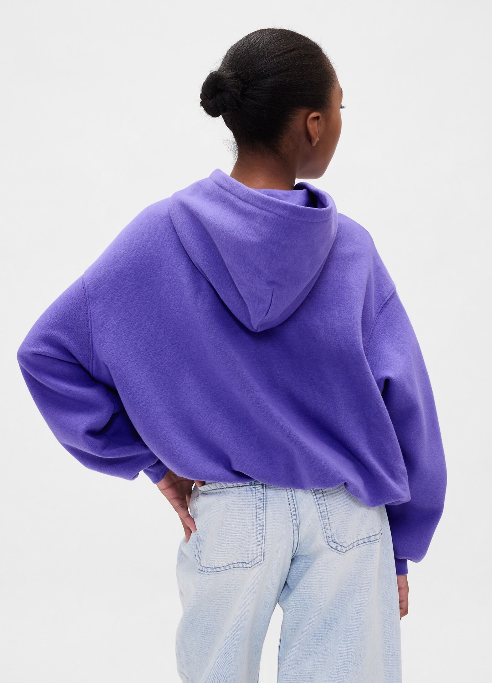 Lila M&auml;dchenkapuzenpullover
