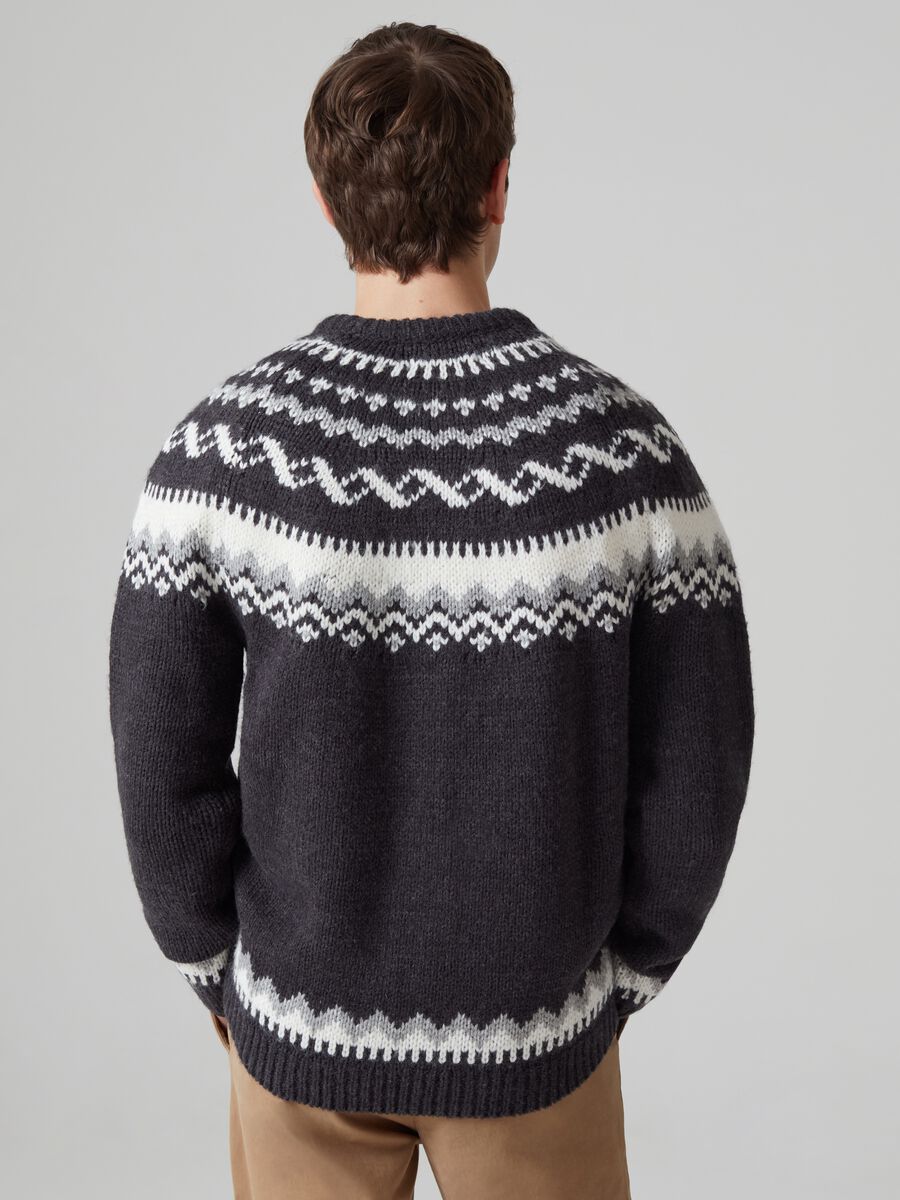 Christmas Jumper with Norwegian pattern_2