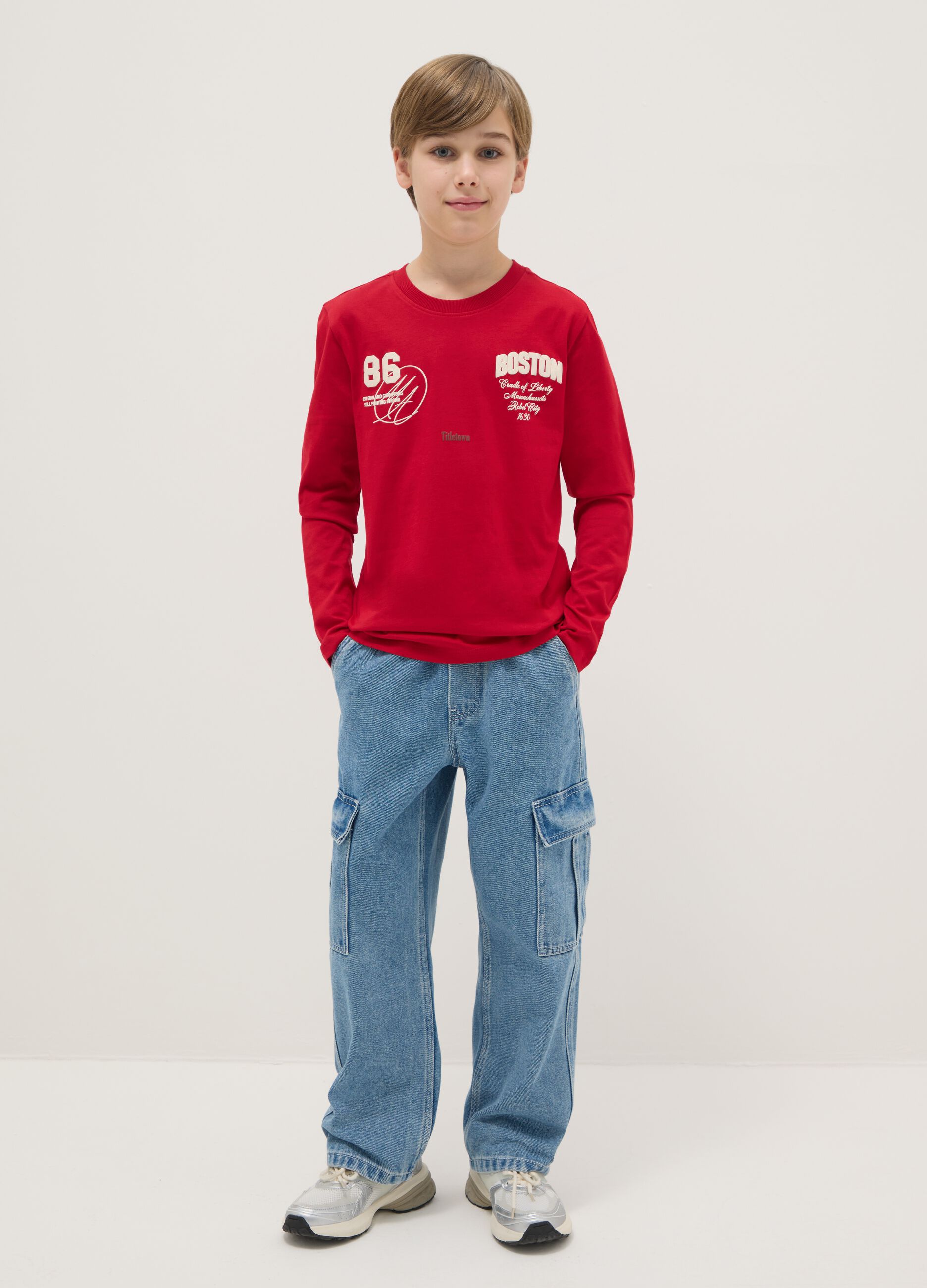 Boys' regular fit blue cotton blend jeans with cargo pockets