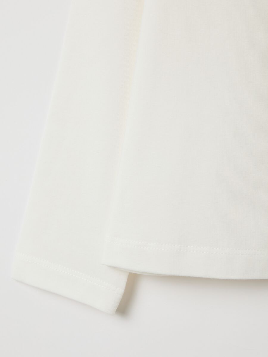 Girls' white stretch cotton regular fit top with bow_3