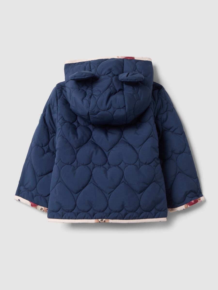 Blaue gesteppte Jacke mit Kapuze und Herzprint f&uuml;r Baby-M&auml;dchen_1