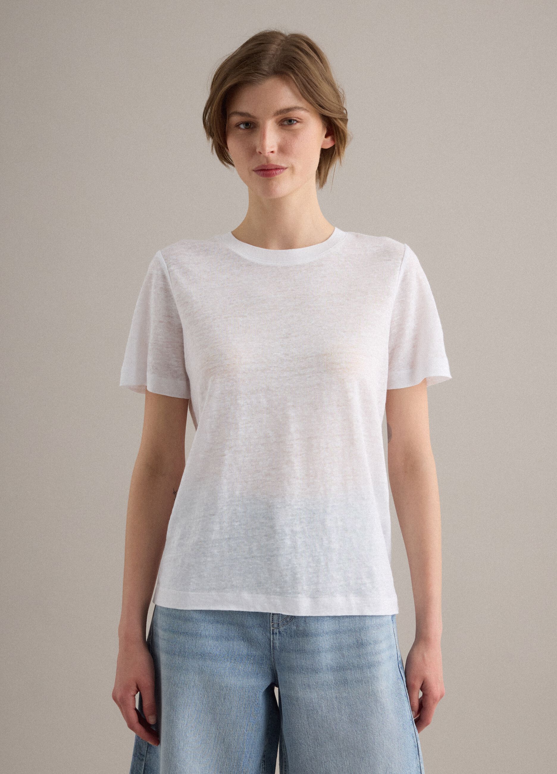 Wei&szlig;es T-Shirt aus reinem Leinen, Regular Fit, kurzarm