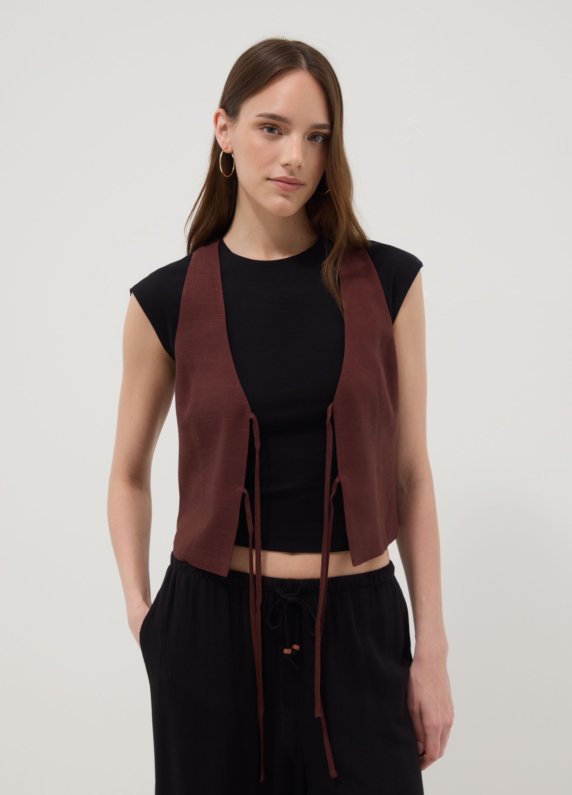 Braune Weste aus Viskose-Leinen-Mix, Regular Fit