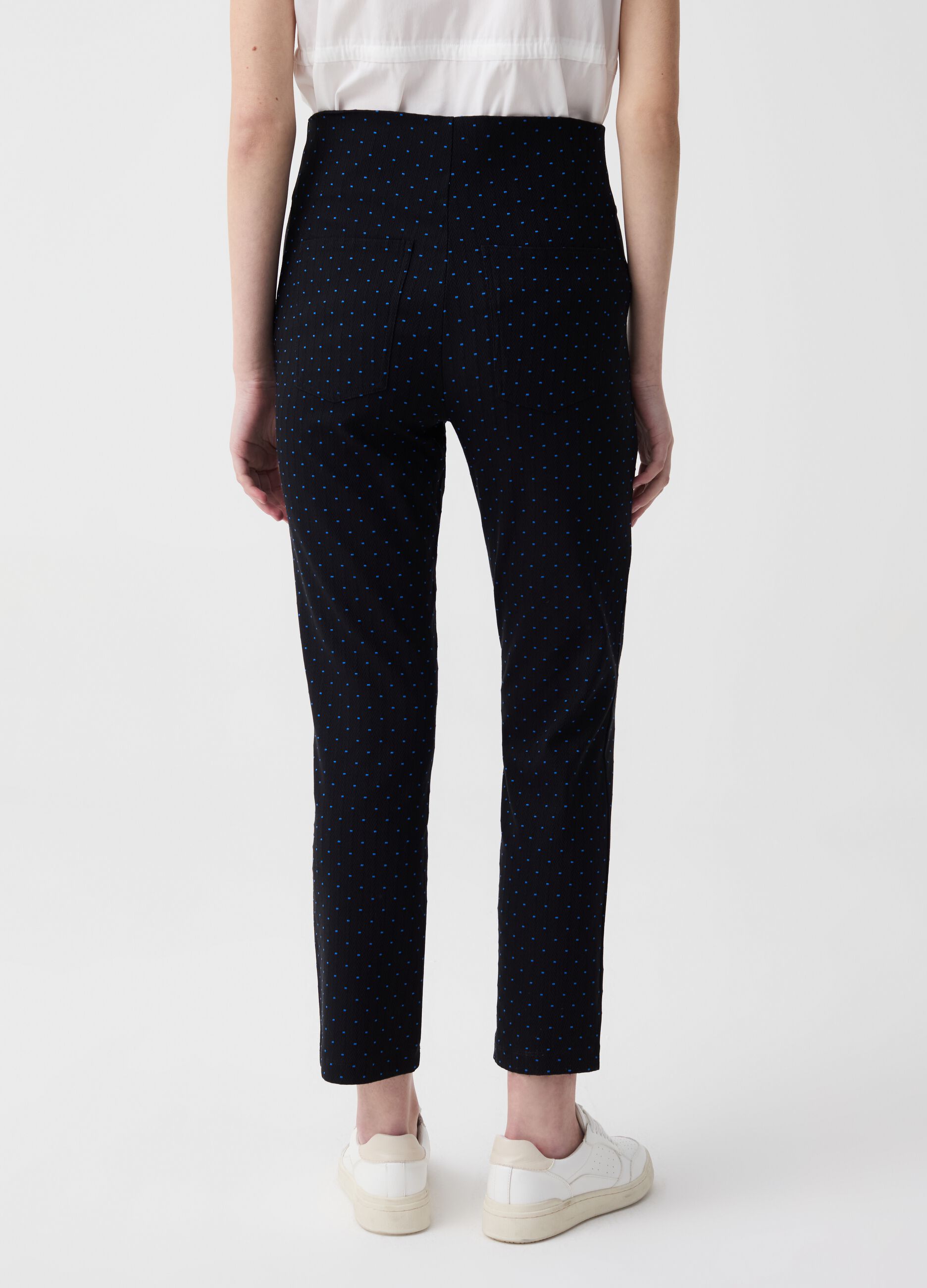 Maternity trousers with geometric pattern