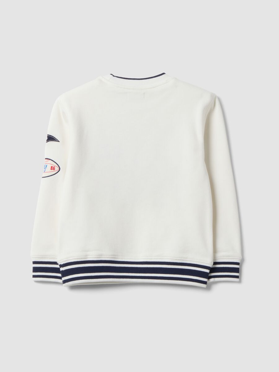 White cotton-blend sweatshirt with college print for boys_1