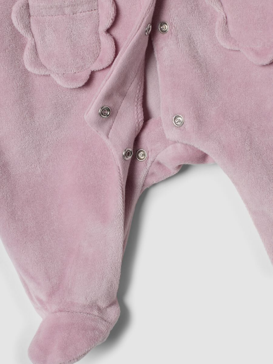 Pink organic cotton-blend baby sleepsuit with feet_2