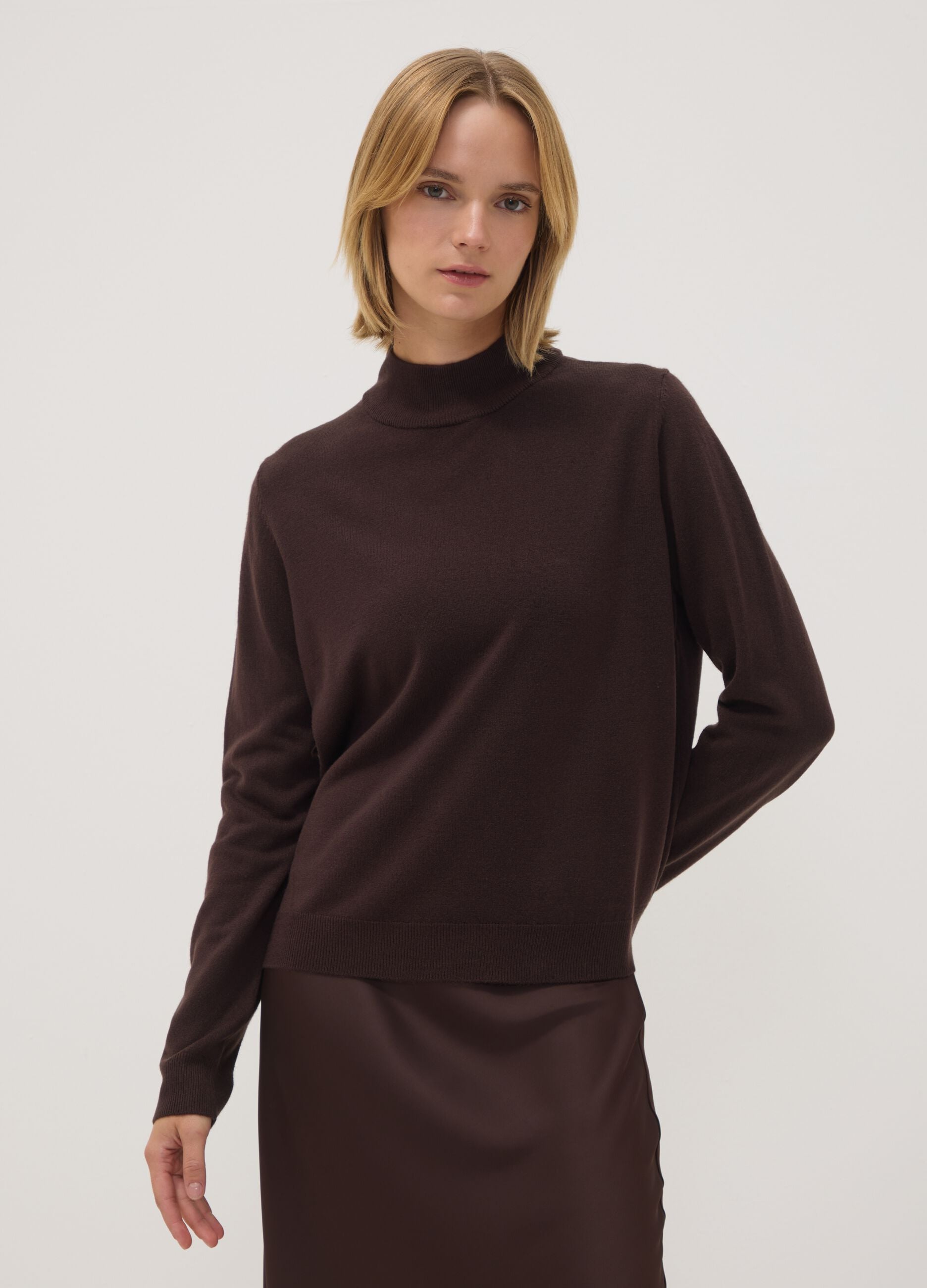 Brown long-sleeve top with raised neck, regular fit
