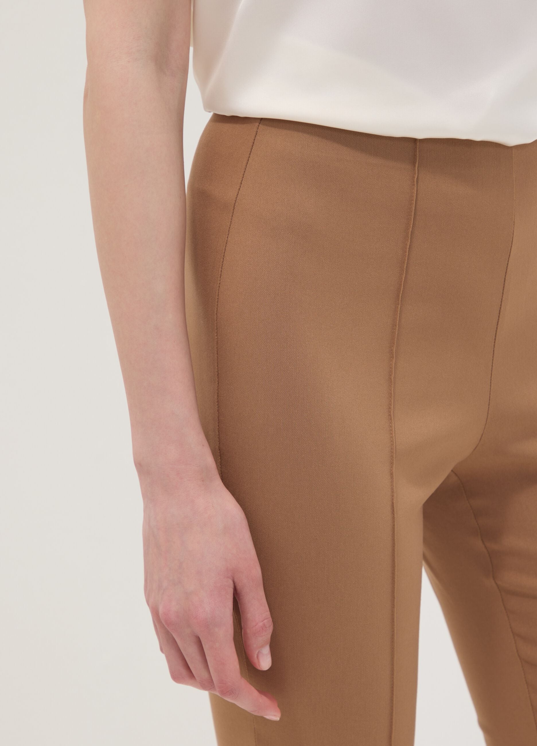 Braune Slim-Fit-Leggings aus elastischer Viskose