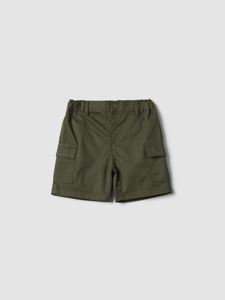 Green pure cotton cargo shorts for boys, regular fit_0
