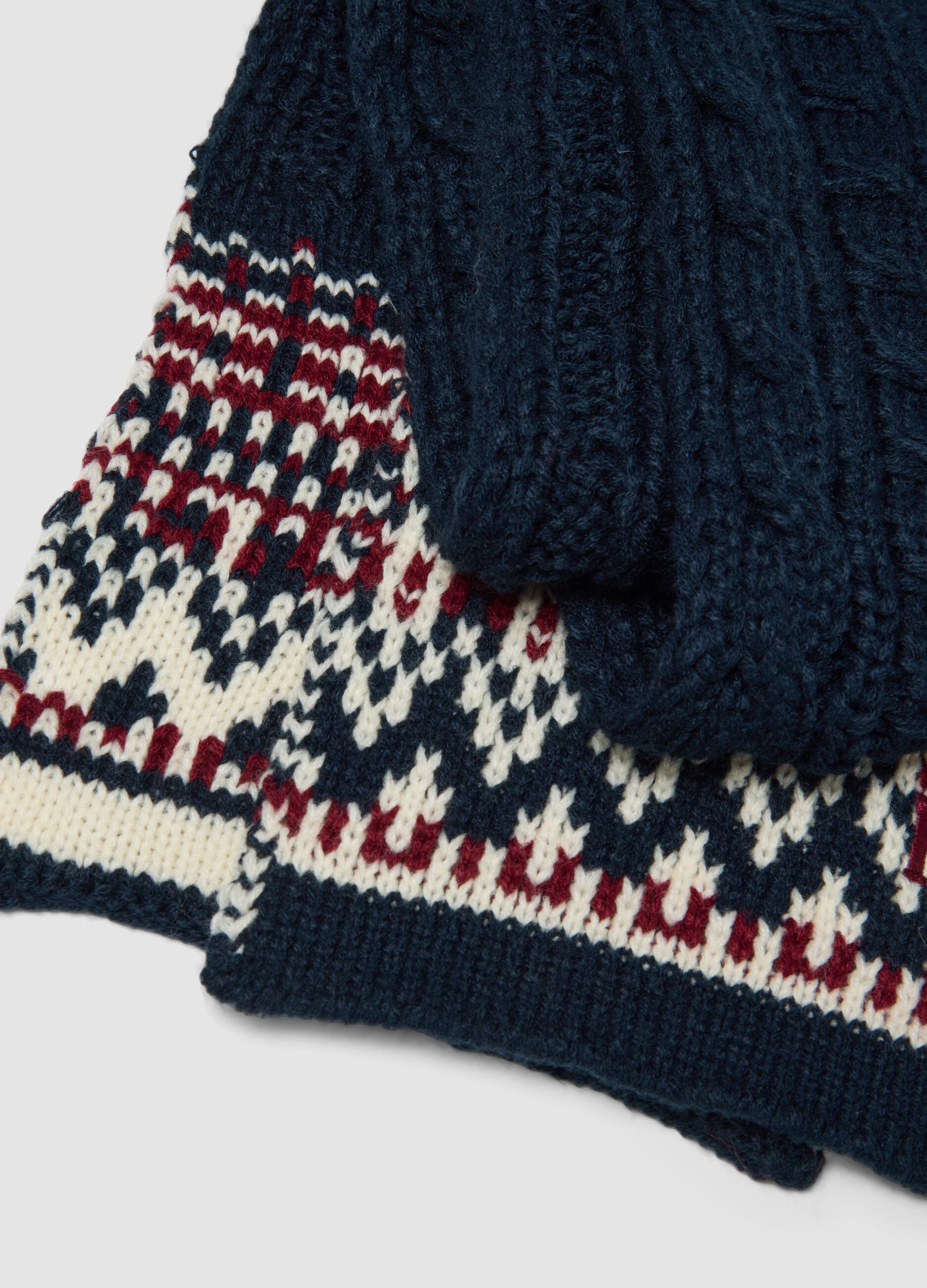 Sciarpa blu navy jacquard a trecce