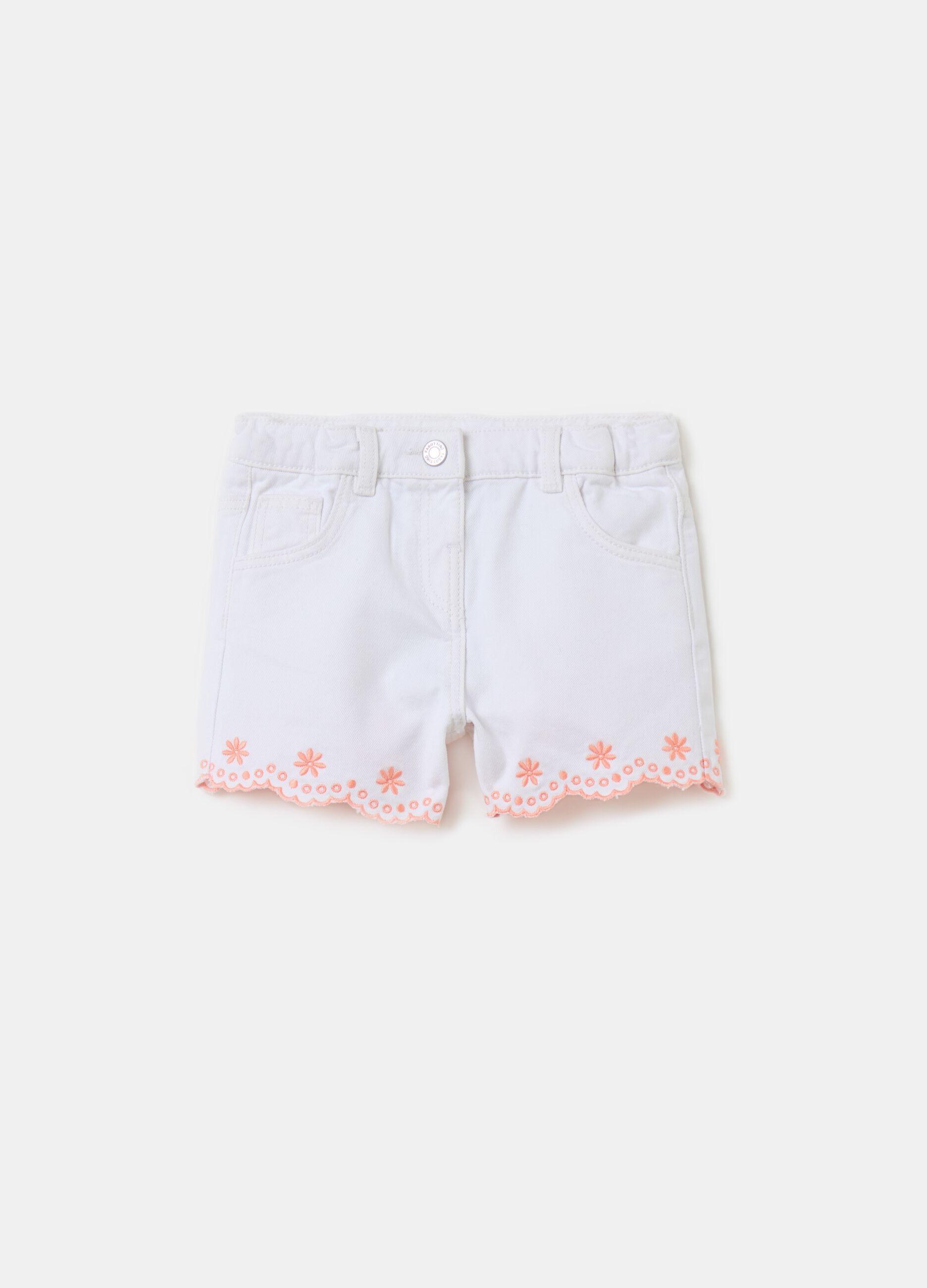 Cotton and Lyocell shorts with embroidery