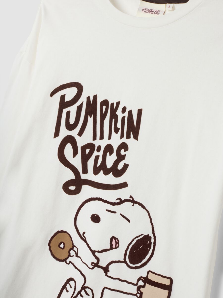 Cream white pure cotton nightshirt with Peanuts print_5