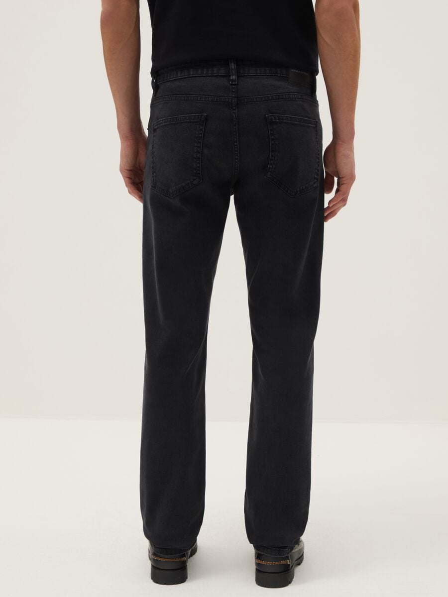 Vaqueros slim fit de denim negro_2