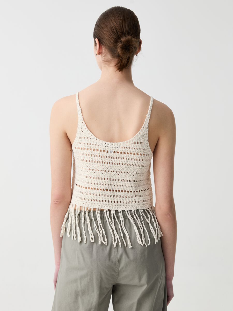 Crochet crop top with fringes_2