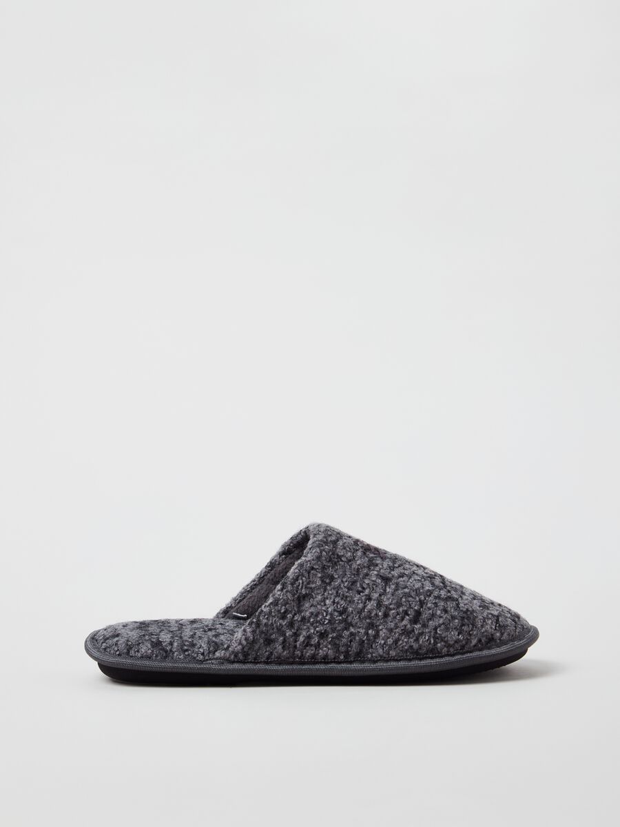 Bouclé-effect slippers_0
