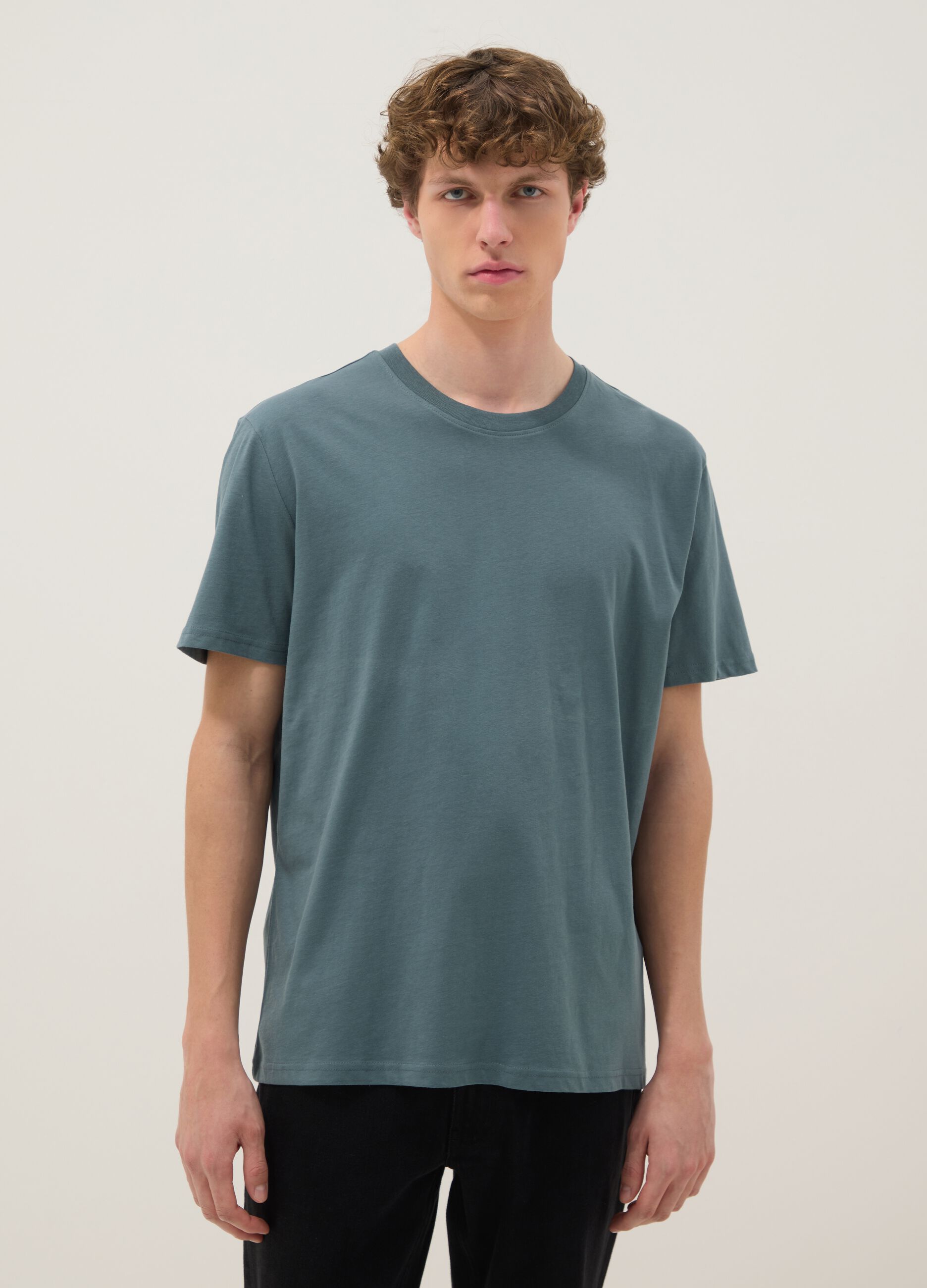 Gr&uuml;nes Kurzarm-T-Shirt aus reiner Baumwolle