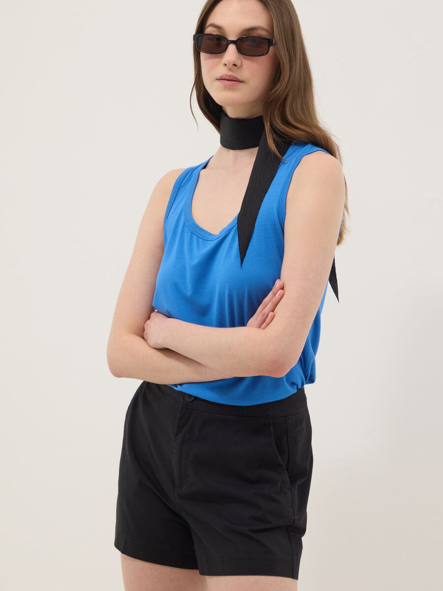 Blue stretch viscose top, regular fit_0