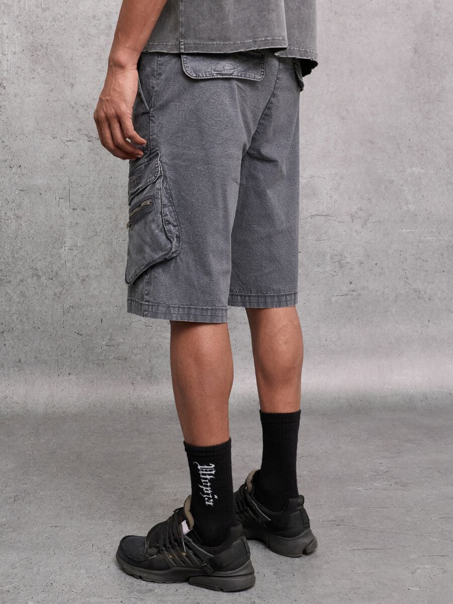 Washed Grey Cargo Shorts_3