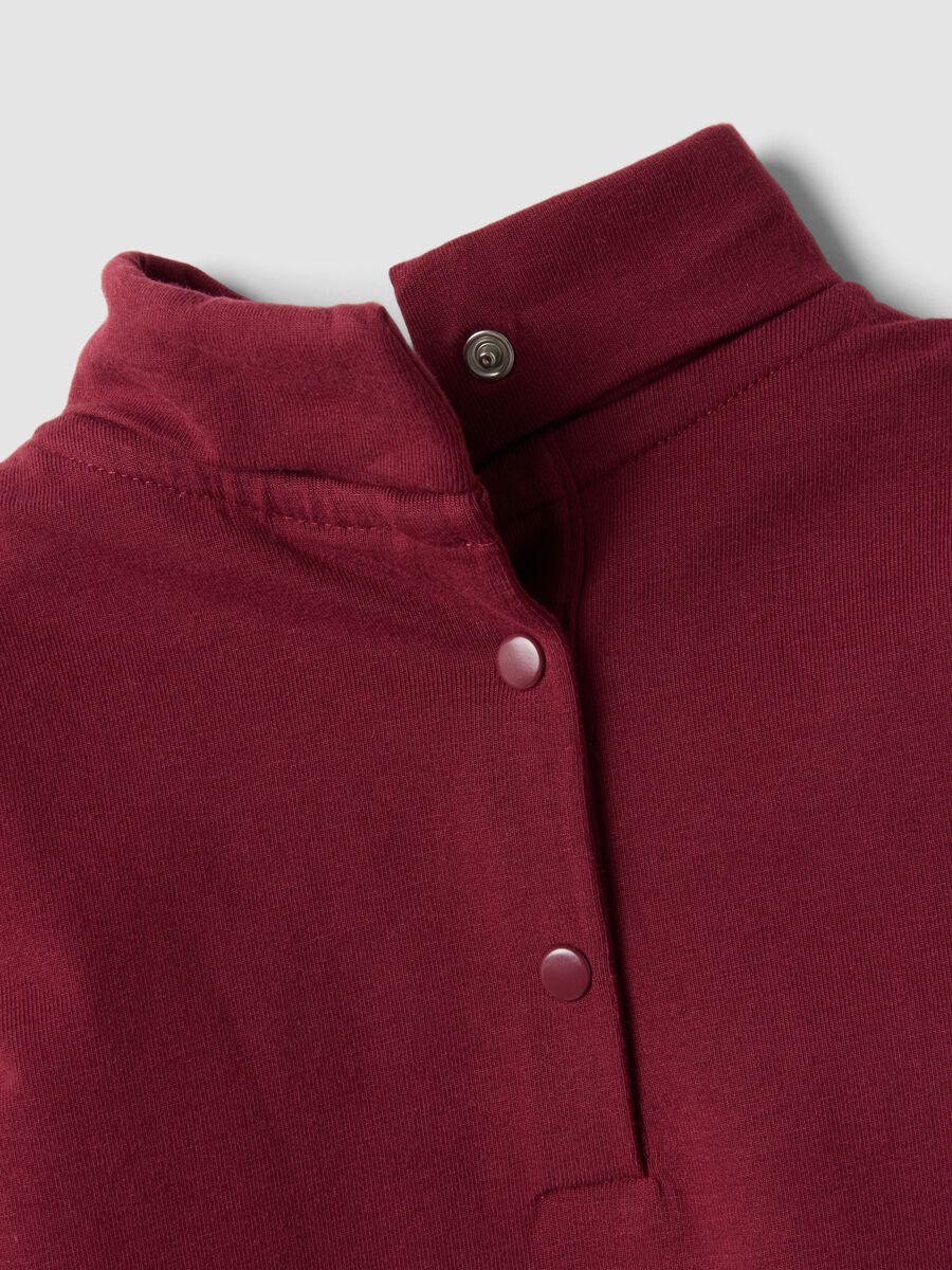 Maglietta rossa in cotone organico elasticizzato girocollo_3