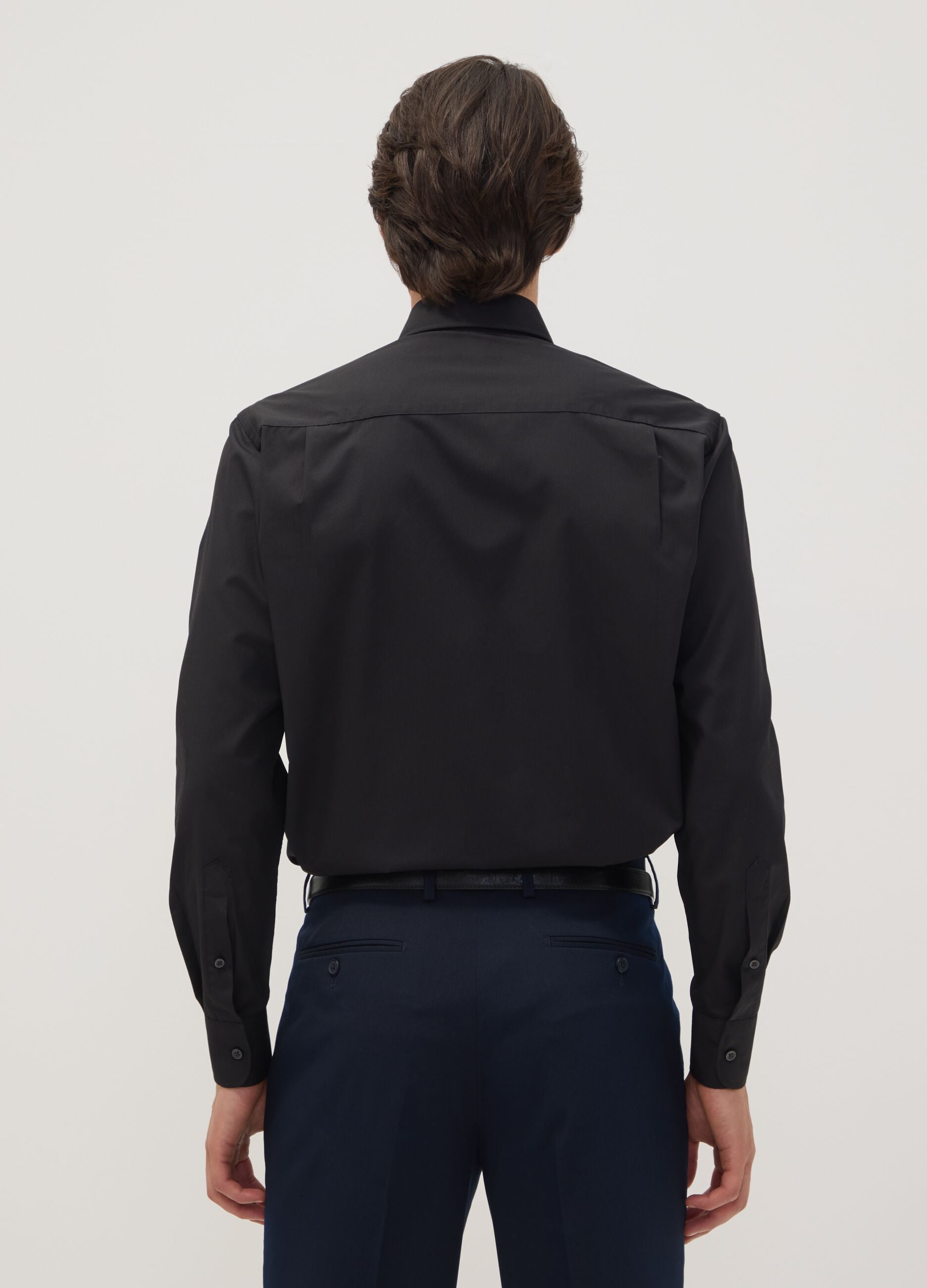 Camicia nera slim fit con colletto classico easy iron