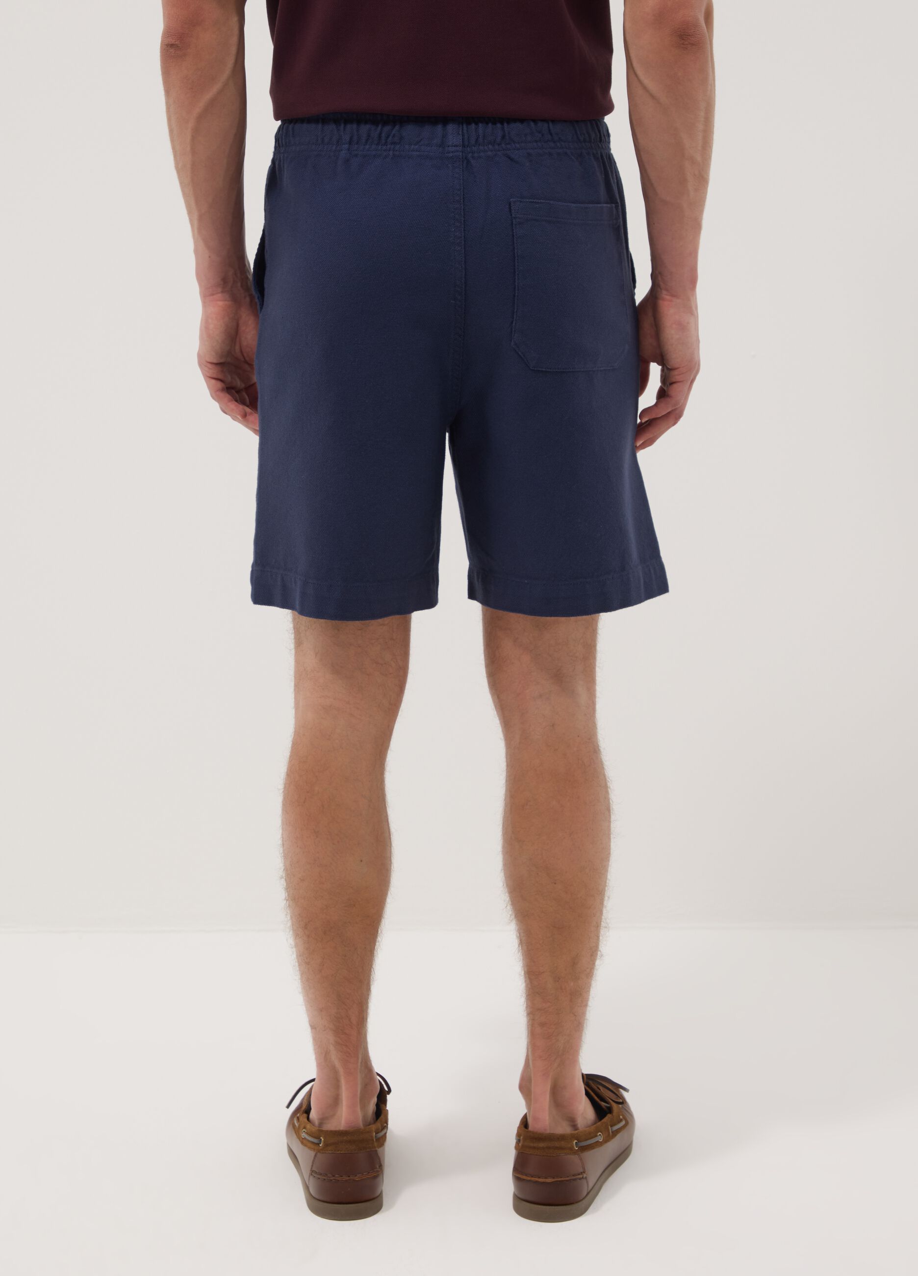 Blue chino shorts in pure cotton with elasticated waist
