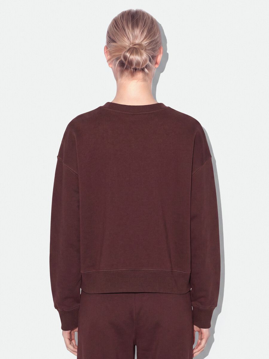 Brown cotton-blend crew-neck sweatshirt with teddy print_2