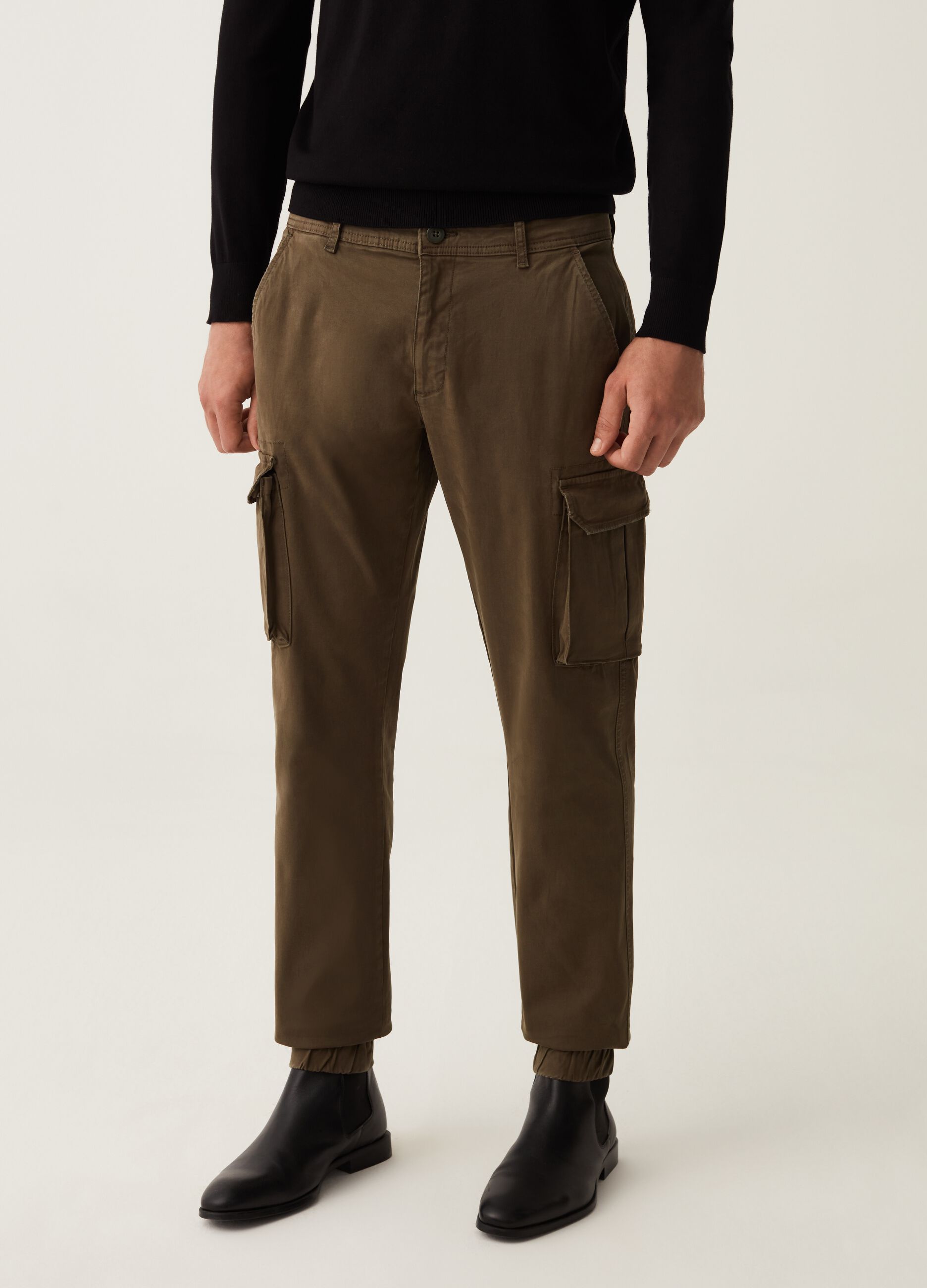 Stretch cotton cuff-hem cargo trousers_1