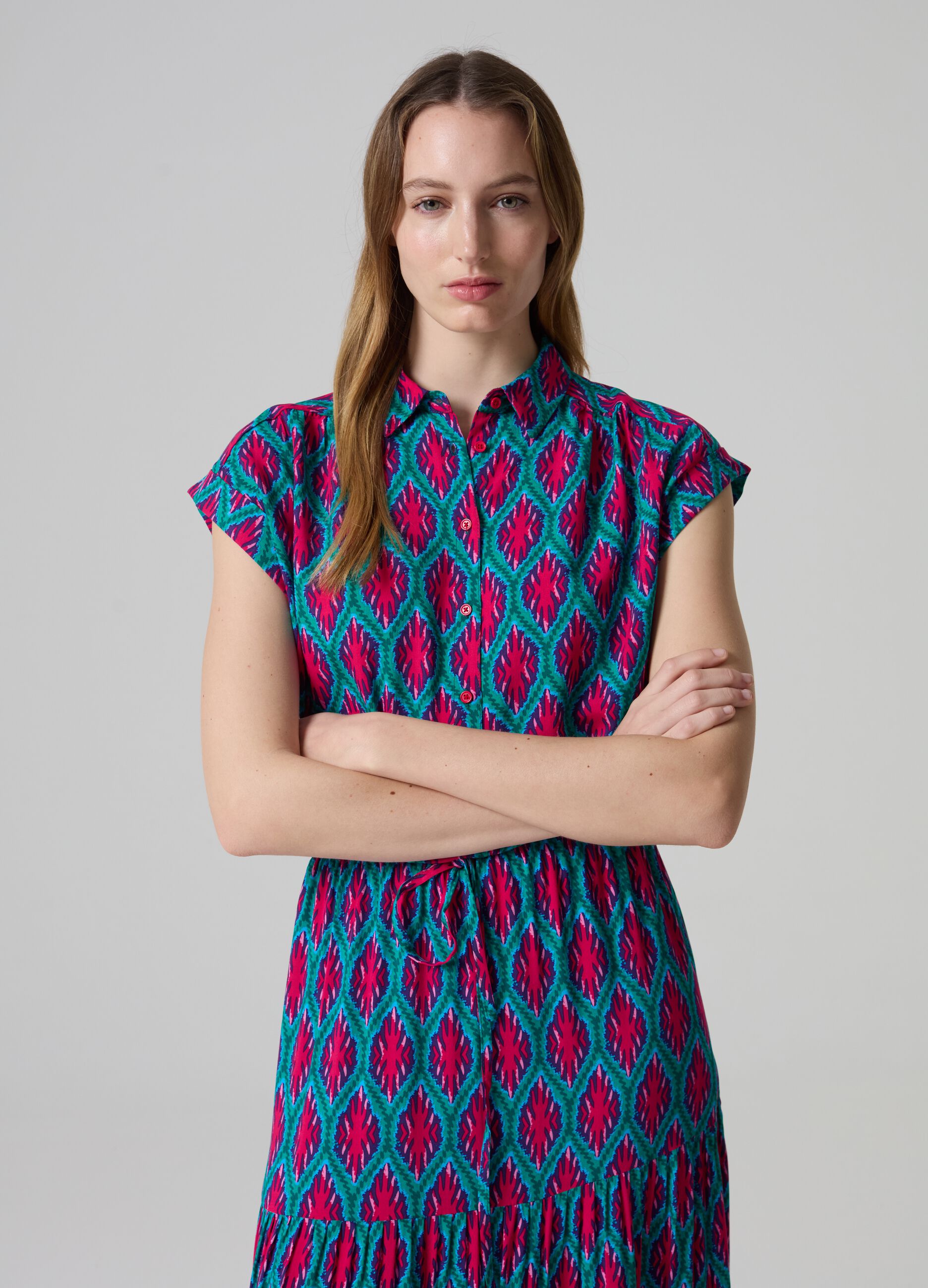 Short-sleeved blouse with print and drawstring