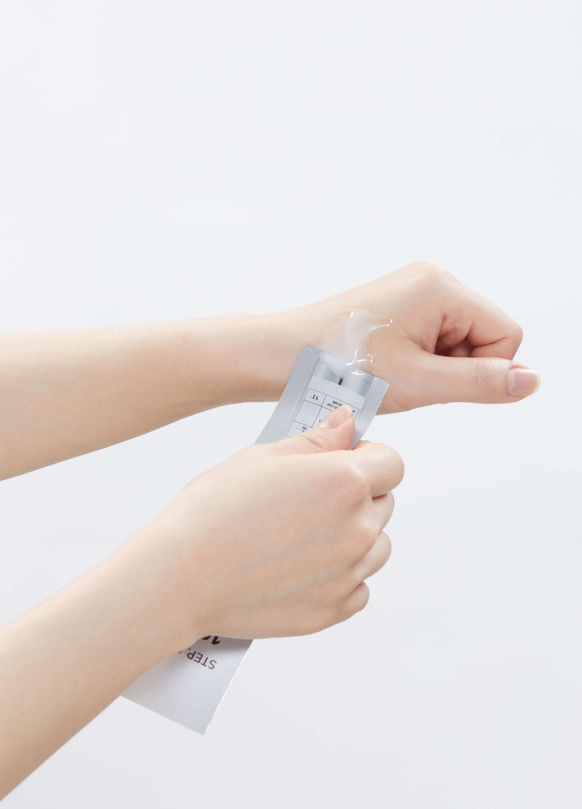 VT REEDLE SHOT 100 2-STEP MASK &ndash; Korean Beauty Care