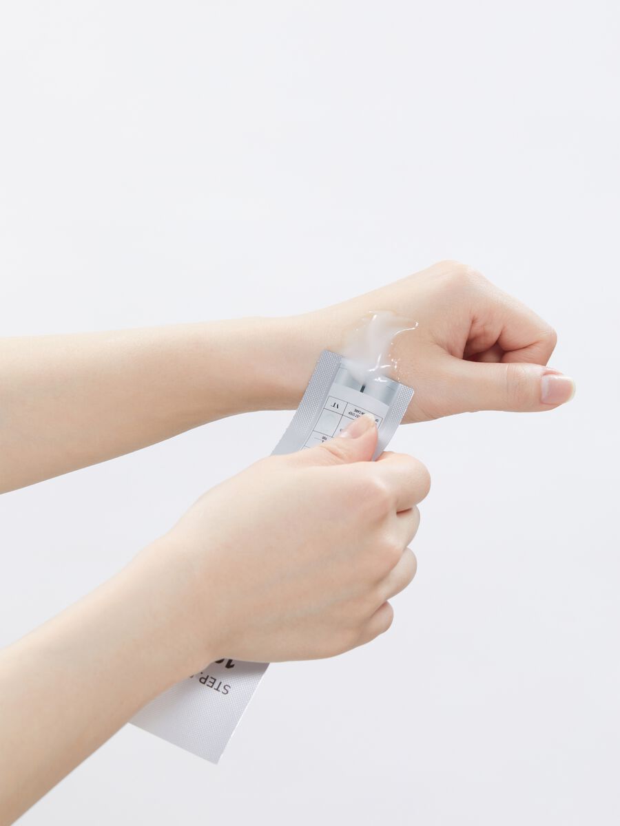 VT REEDLE SHOT 100 2-STEP MASK &ndash; Korean Beauty Care_1