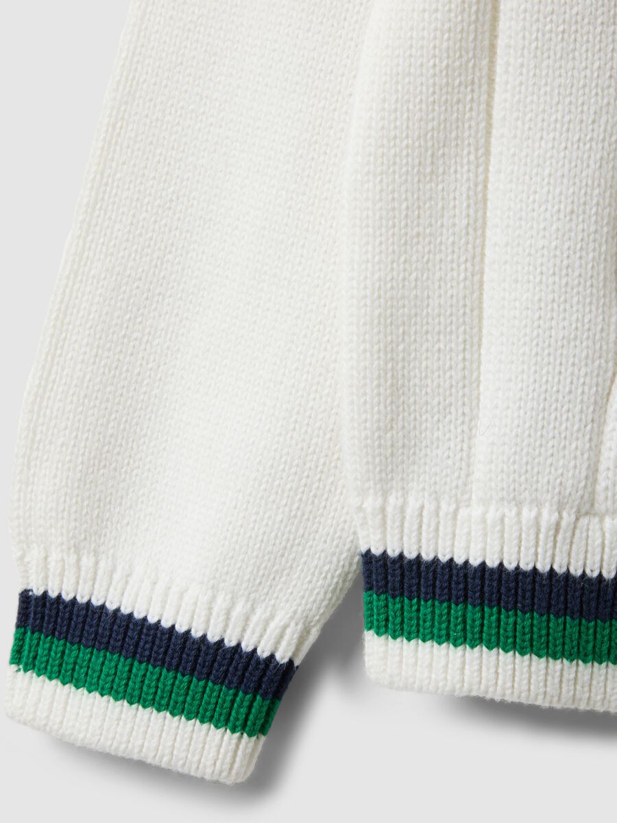 Children's white pure cotton sweater regular fit with V-neck_3