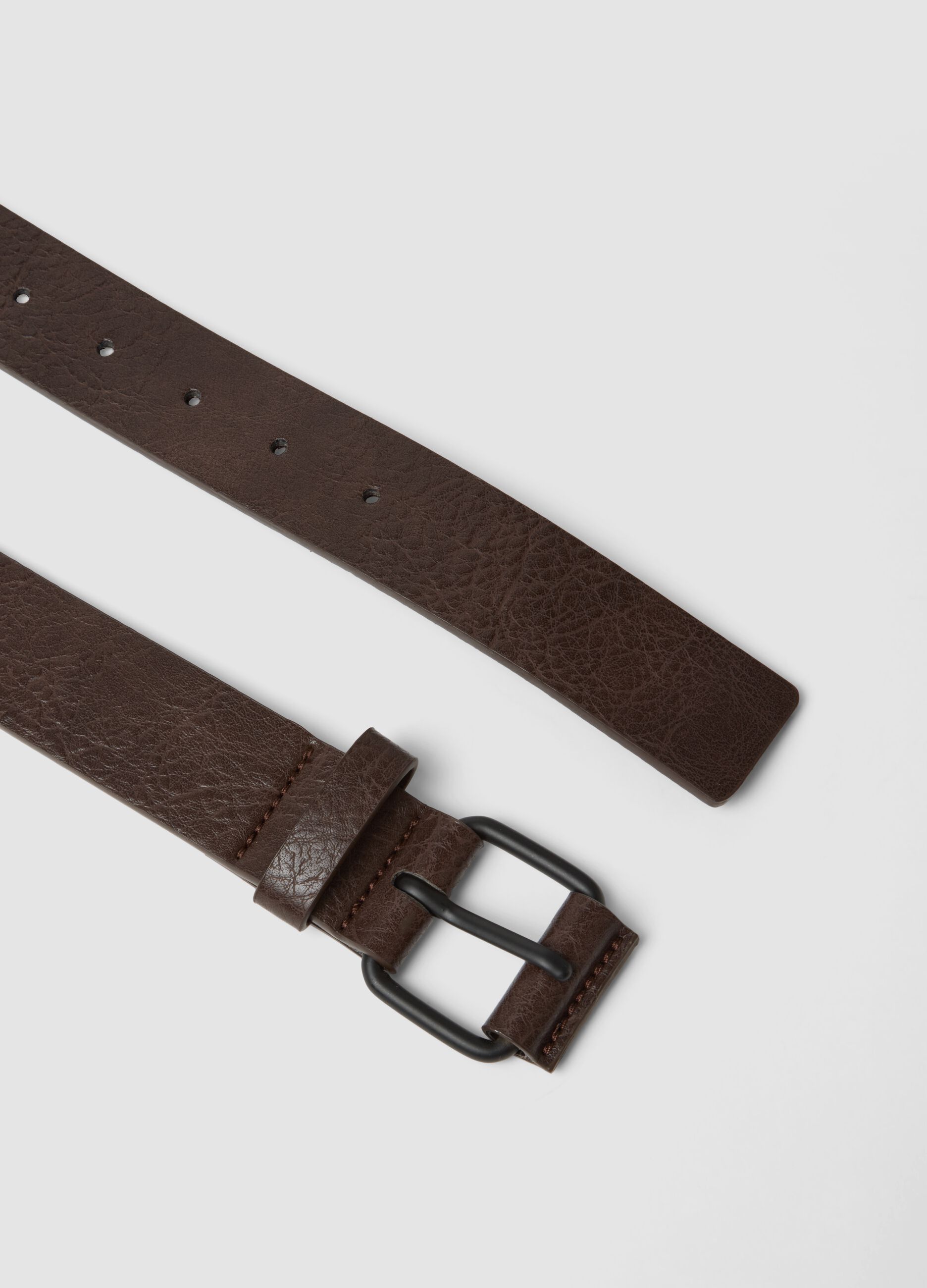 Brown belt with square metal buckle