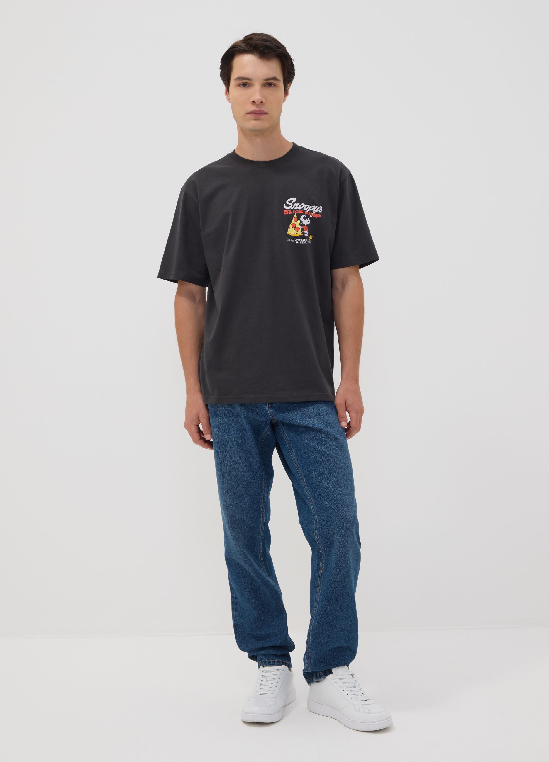 Graues Peanuts T-Shirt aus reiner Baumwolle mit Print, Relaxed Fit