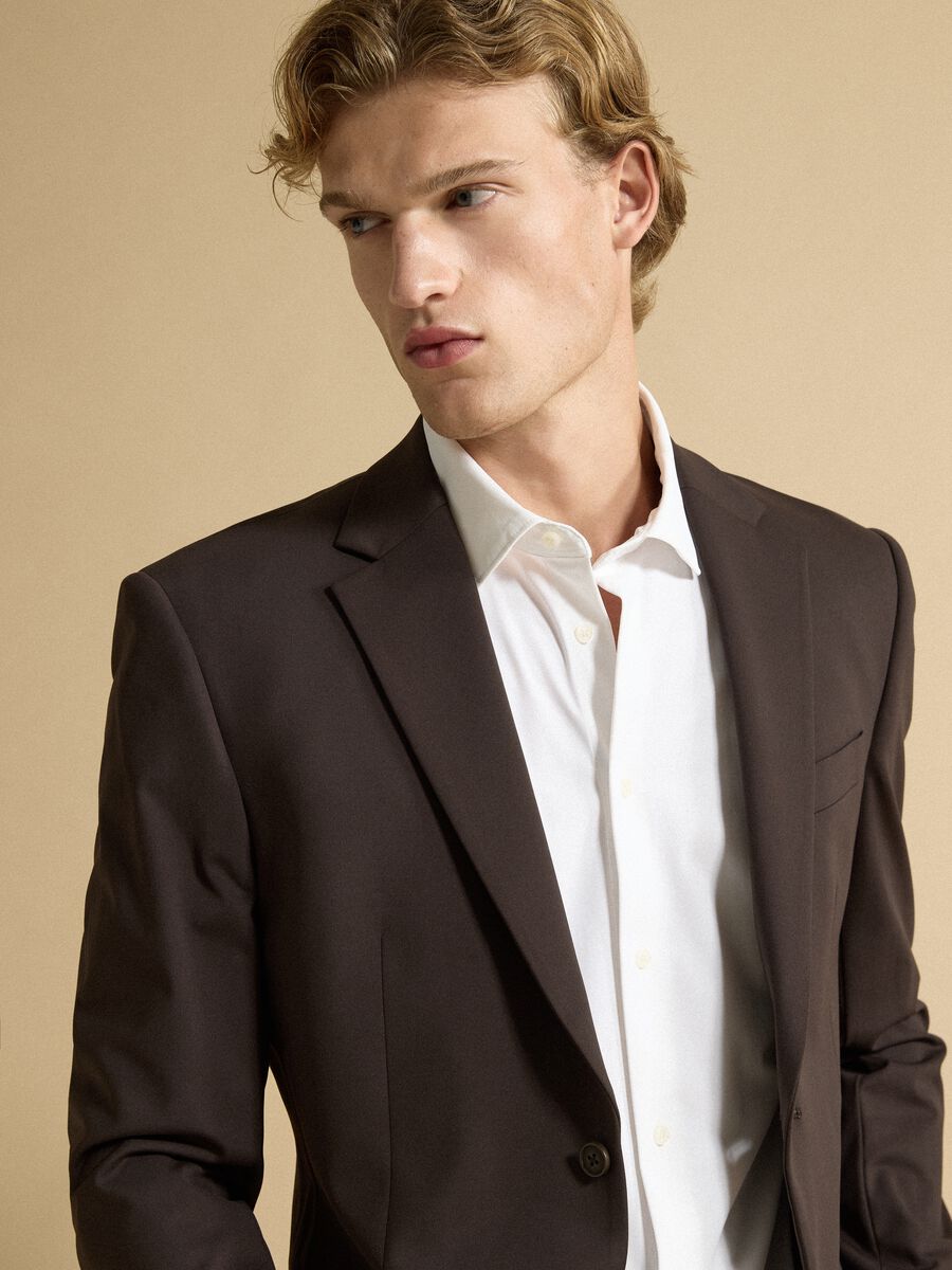 Brown slim-fit 4-way stretch blazer, easy iron_1