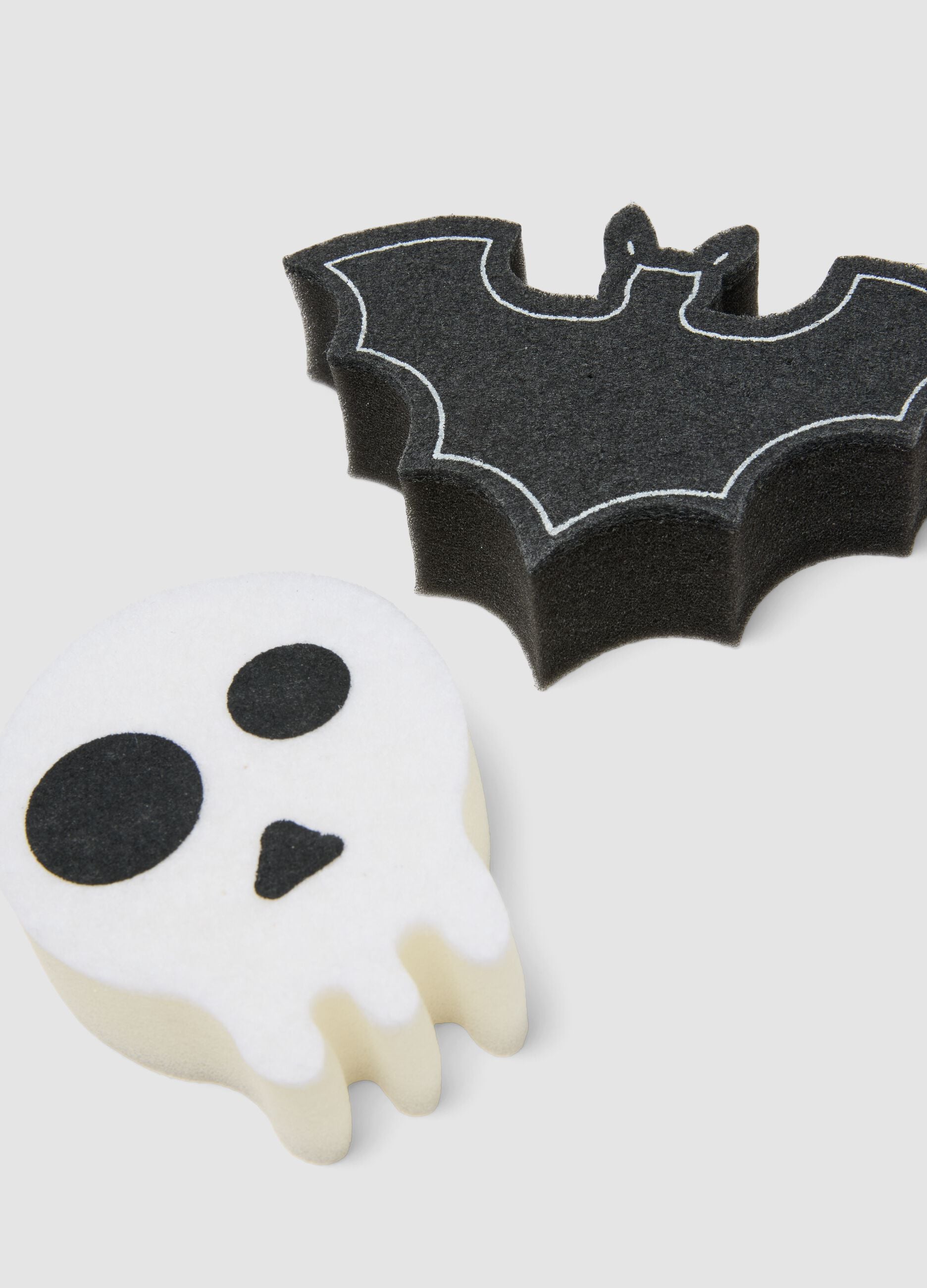Black and white kitchen sponge set in skull and bat shapes
