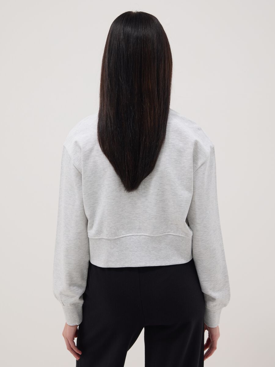 Grey pure cotton sweatshirt regular fit for girls_2