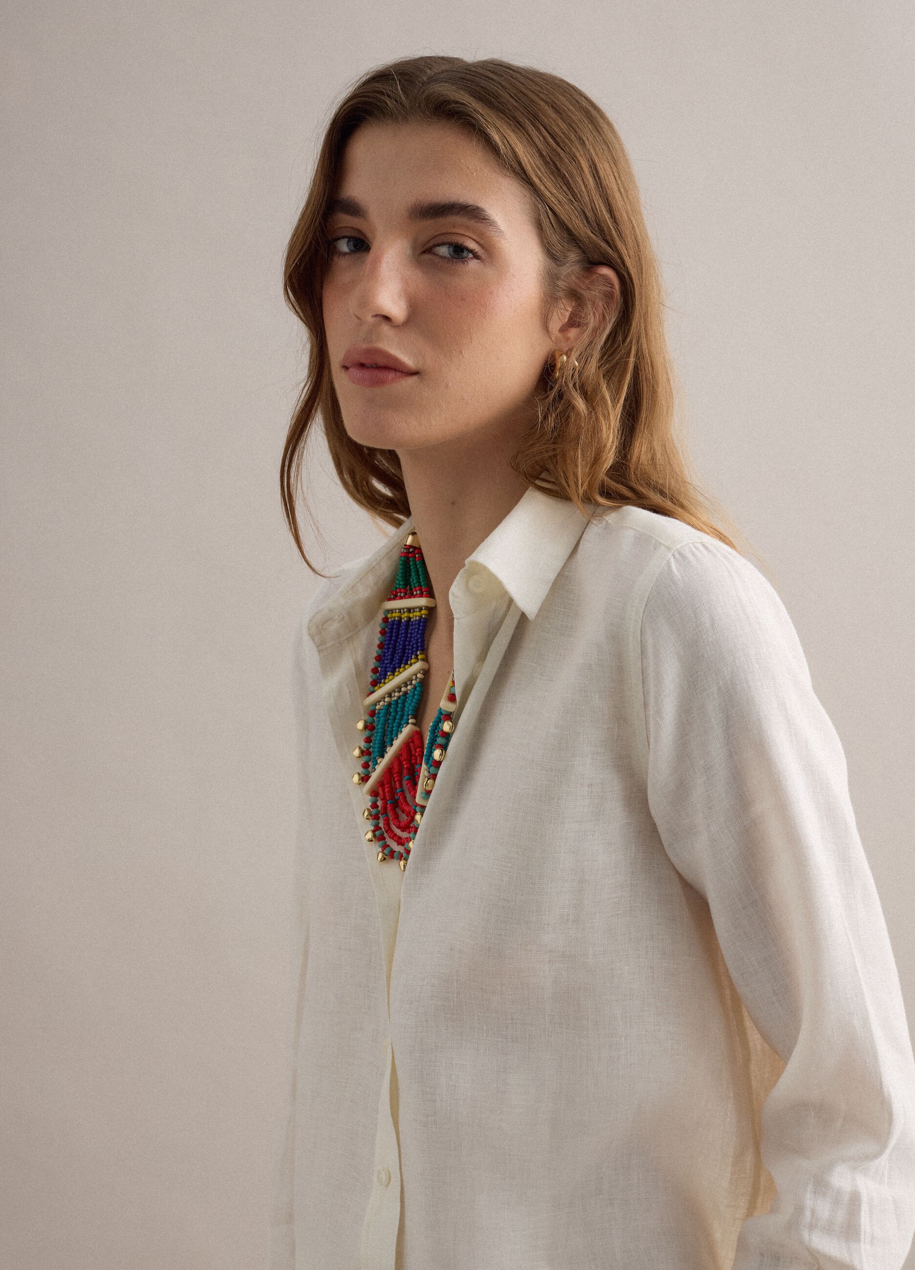 Regul&auml;re Passform aus reinem wei&szlig;em Leinen