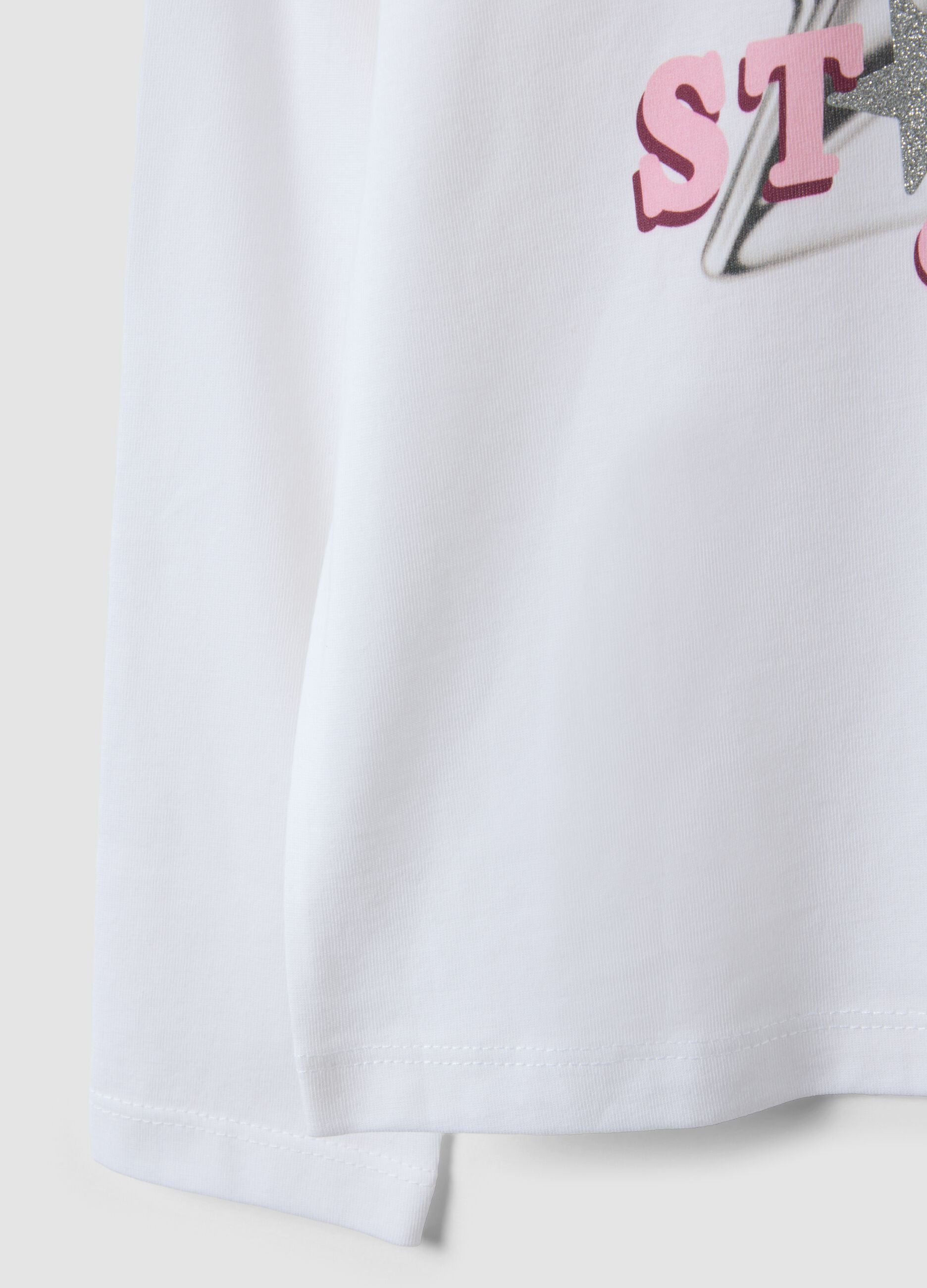 Rosa T-Shirt aus reiner Bio-Baumwolle mit Stern-Print f&uuml;r M&auml;dchen