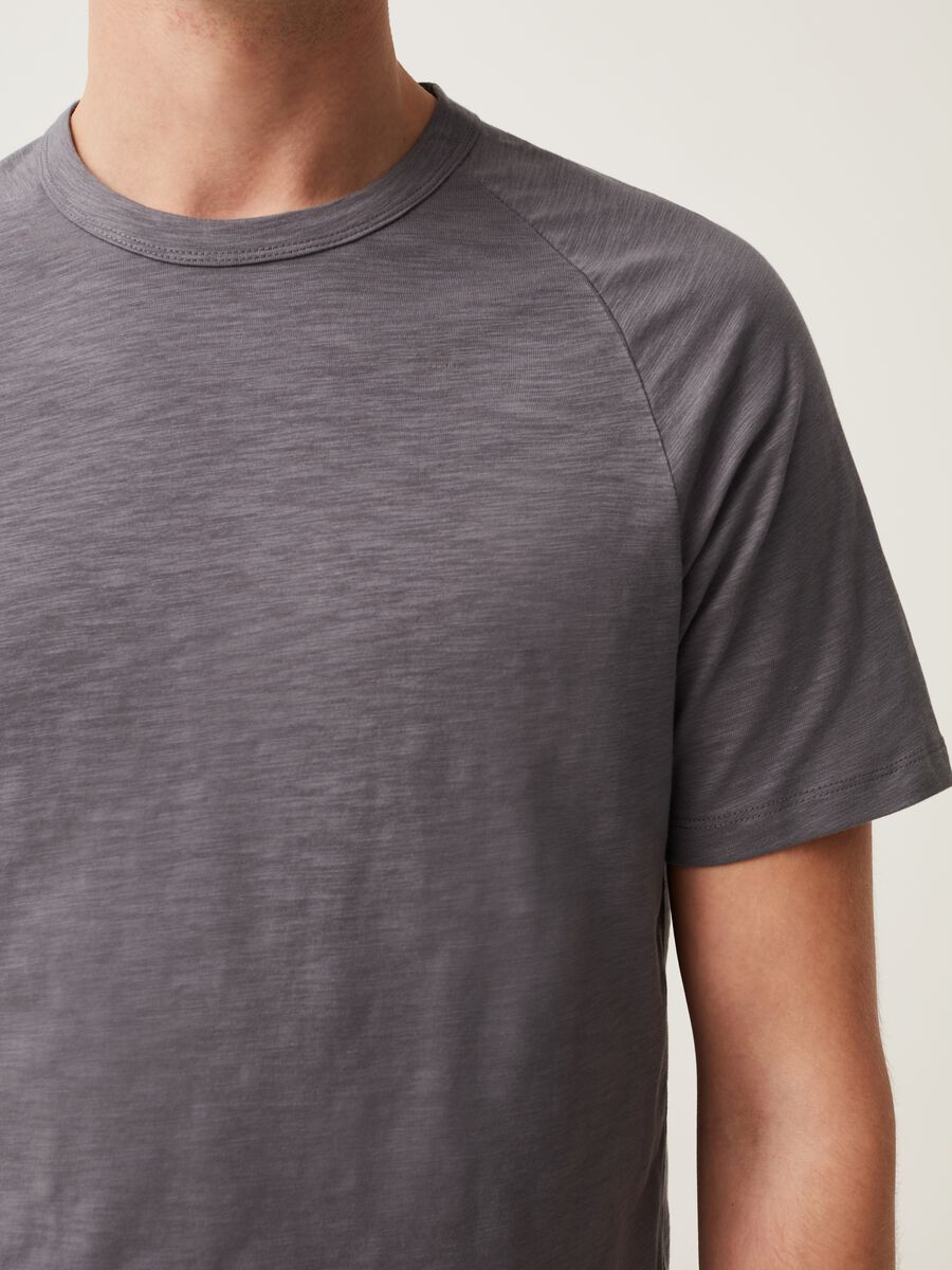 Jersey slub T-shirt with raglan sleeves_3