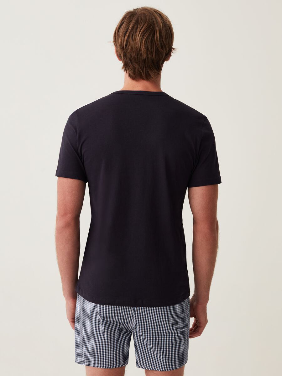 Two-pack undershirts in jersey with V neck_2
