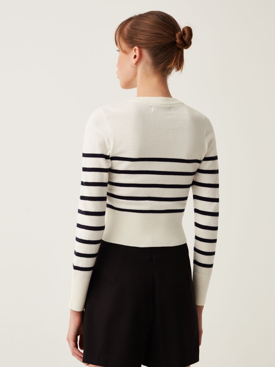 Striped top with V neck_2