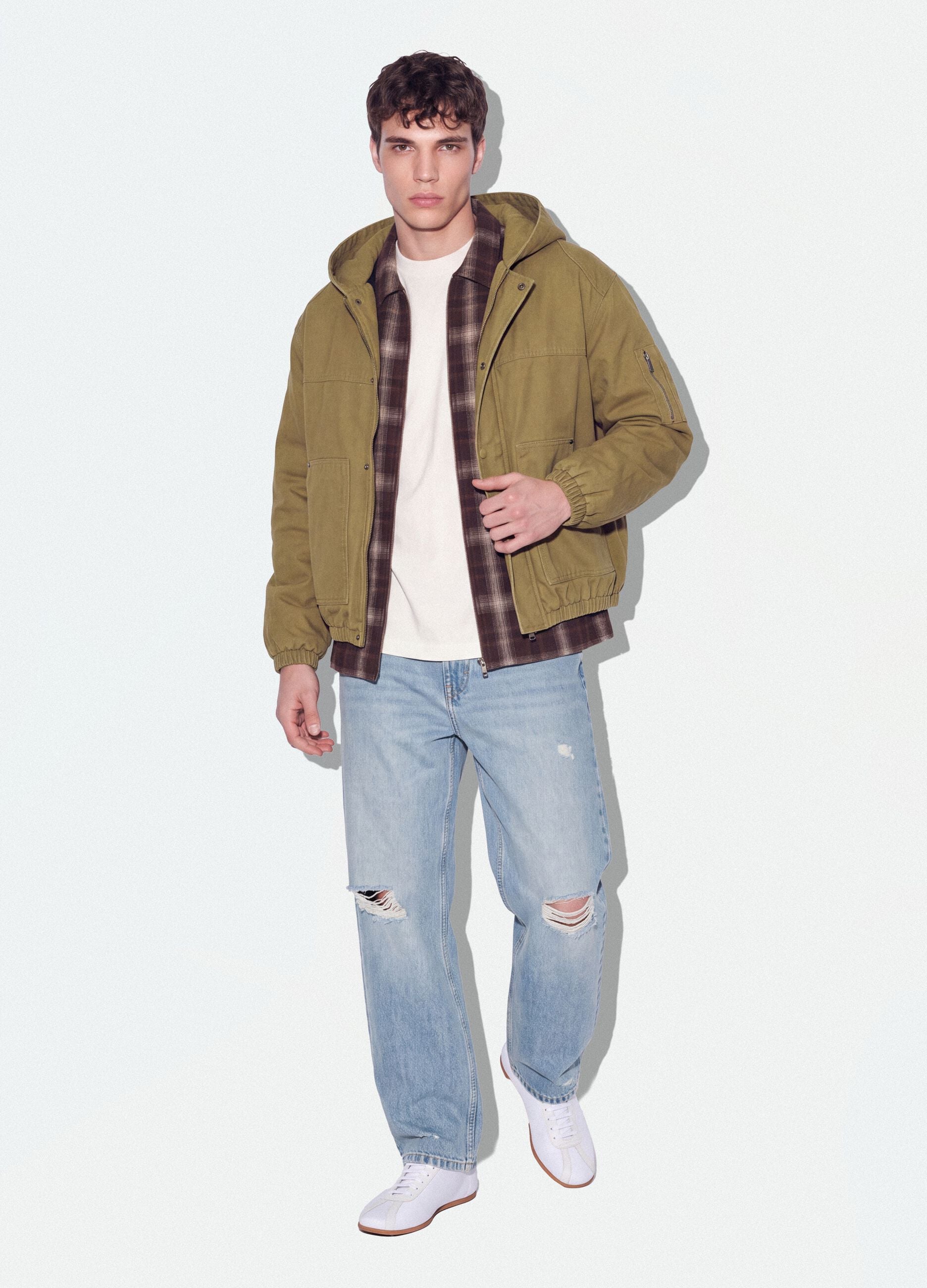 Giacca beige con cappuccio in puro cotone over fit